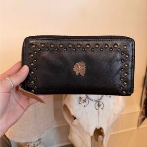 New Western Wallet